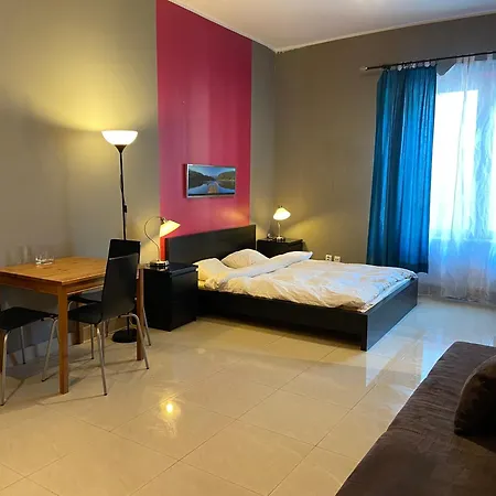 Stradomska 5 Sklodowska-curie * Krakau